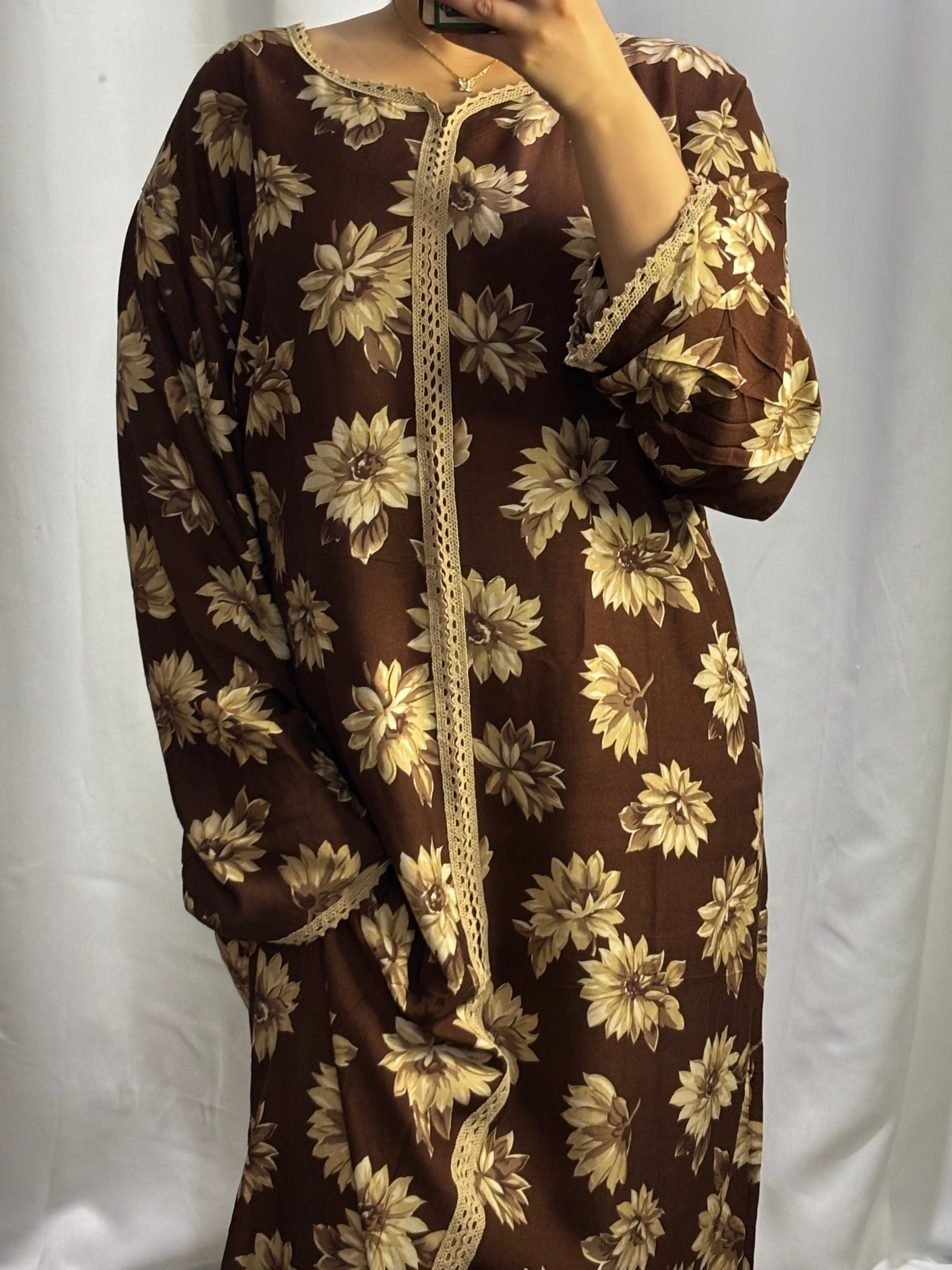 Jalabia – Marrón Floral